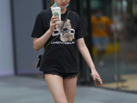 小姐姐们纹身的视频图片,小姐姐们的个性展示与时尚宣言