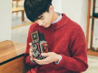 意忘男写真,光影交织下的深情演绎